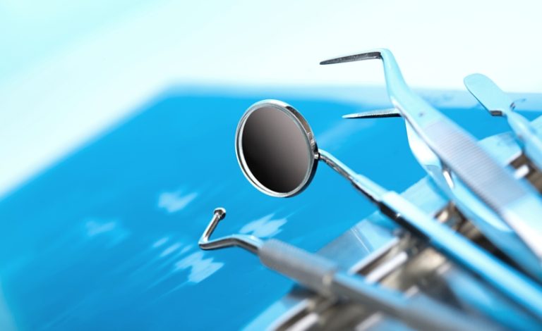 Mengenal alat-alat kedokteran gigi dan fungsinya