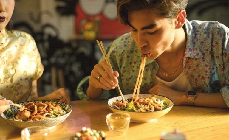 Mengunyah makanan dengan cara yang benar