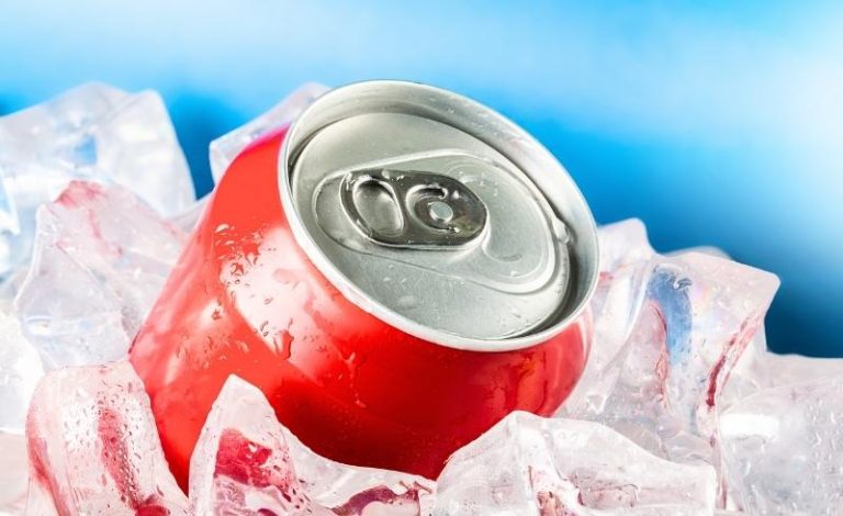 bahaya mengonsumsi soda untuk kesehatan gigi